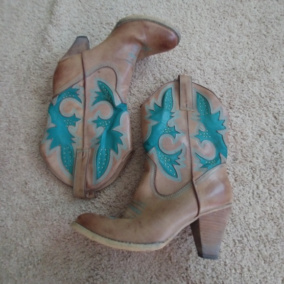 Very volatine boots - Picture 2 of 5